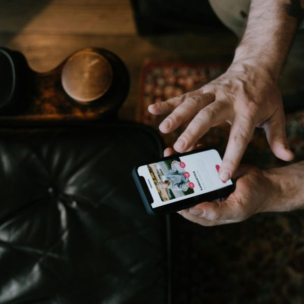 Waarom onlinedatingsites niet werken Waarom onlinedatingsites niet werken